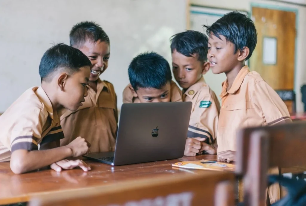Membangun Dasar Peningkatan Kemampuan Berkolaborasi