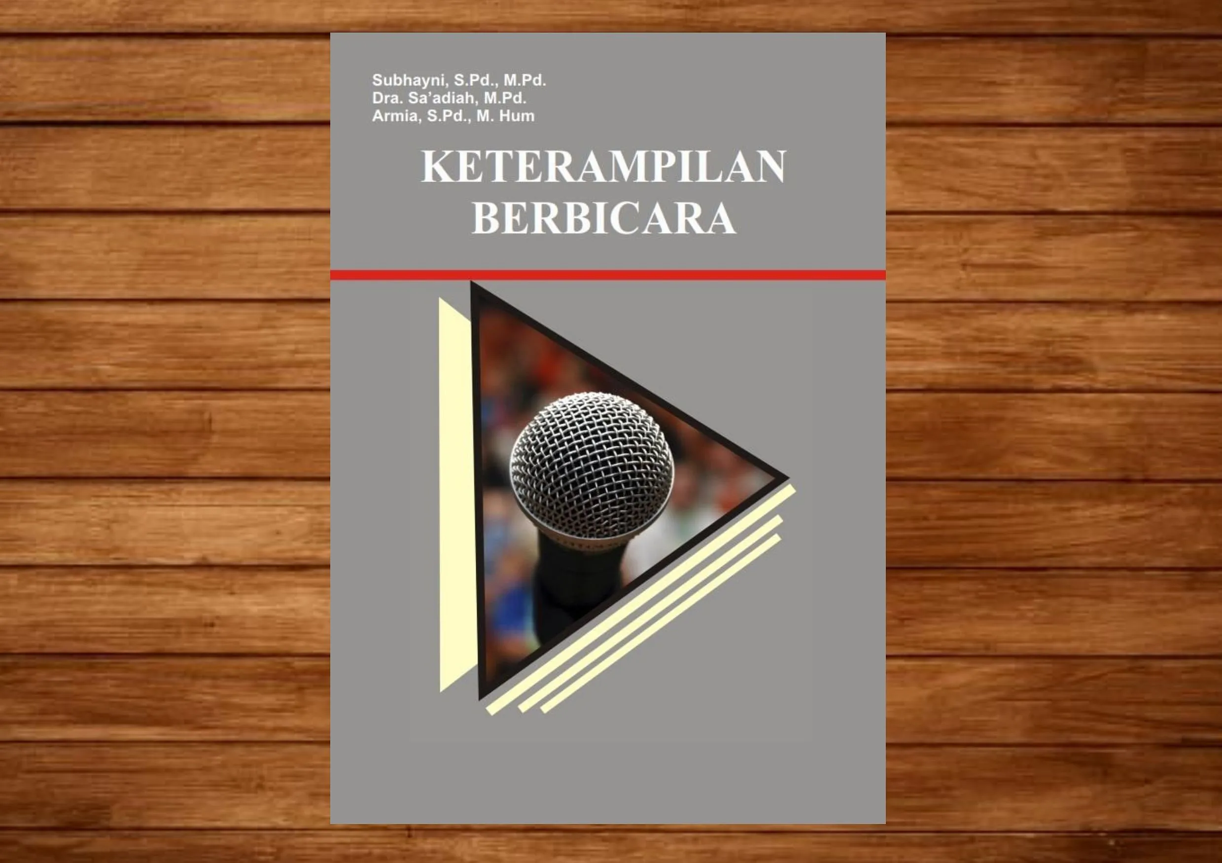 Membangun Keberanian dalam Berbicara di Depan Umum