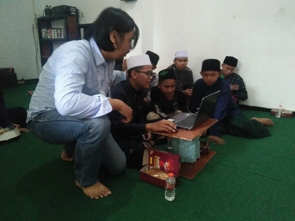 Membangun Masa Depan Anak Panti Asuhan Melalui Pelatihan Keterampilan