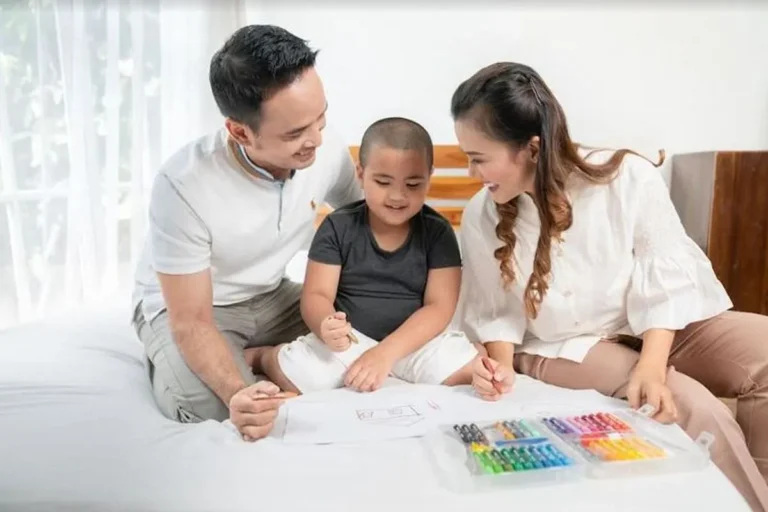 Mendukung Pertumbuhan Emosional Anak Asuh
