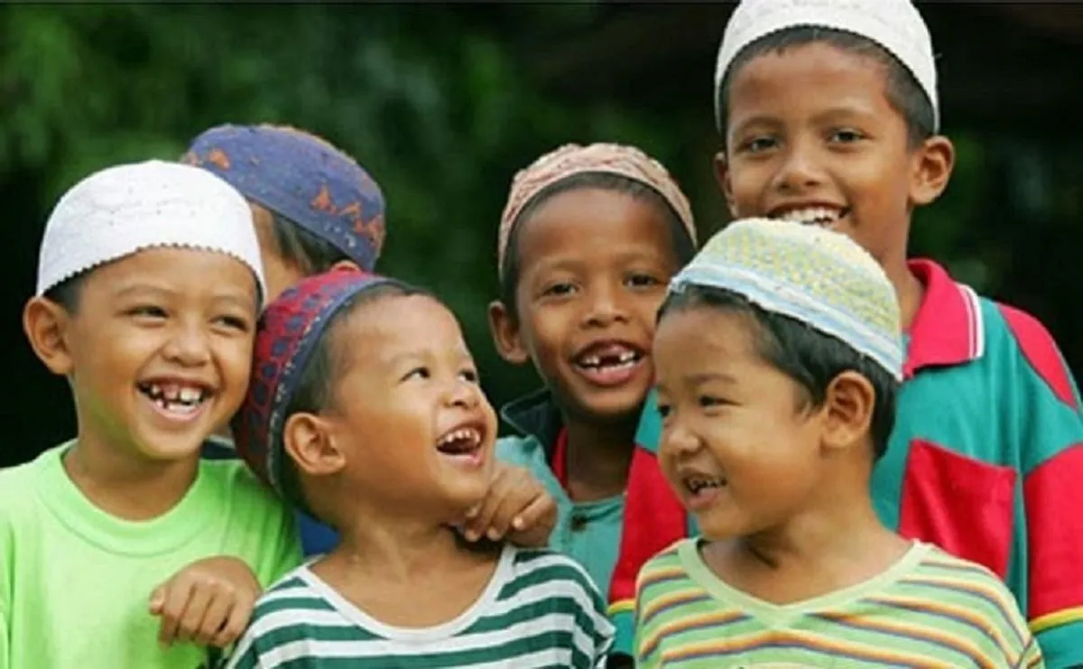 Menjaga Tradisi Islami dalam Pendidikan Anak Yatim dan Mengamalkan