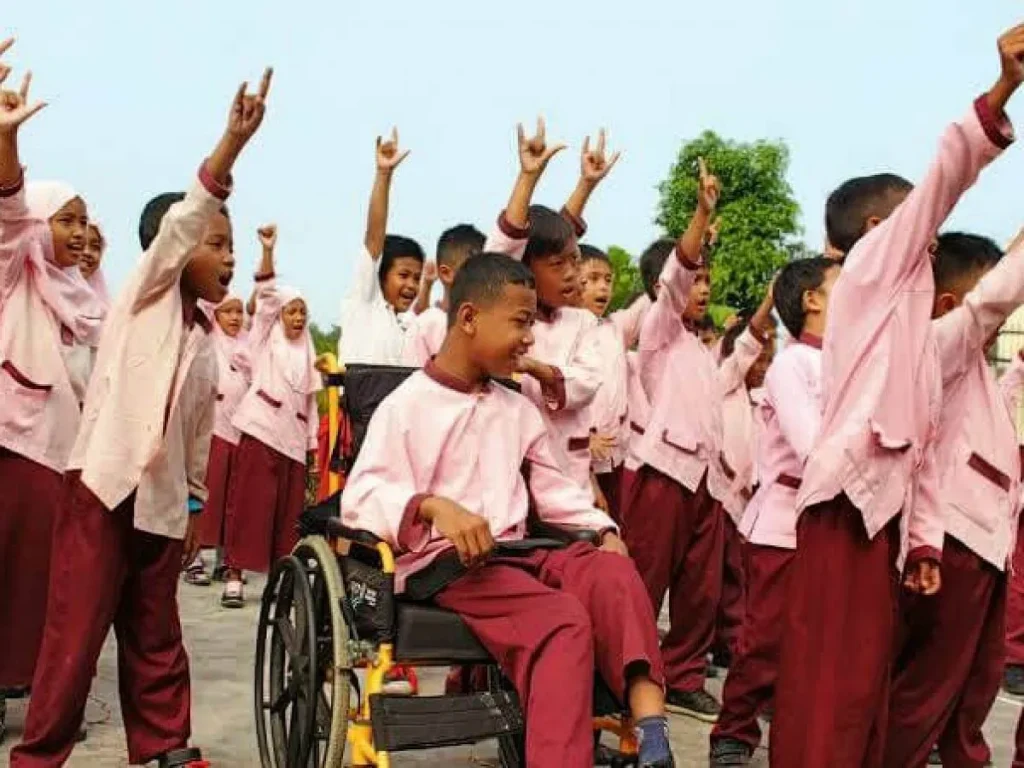 Pendidikan Anak Yatim: Menyongsong Masa Depan Cerah dengan Akhlak Mulia