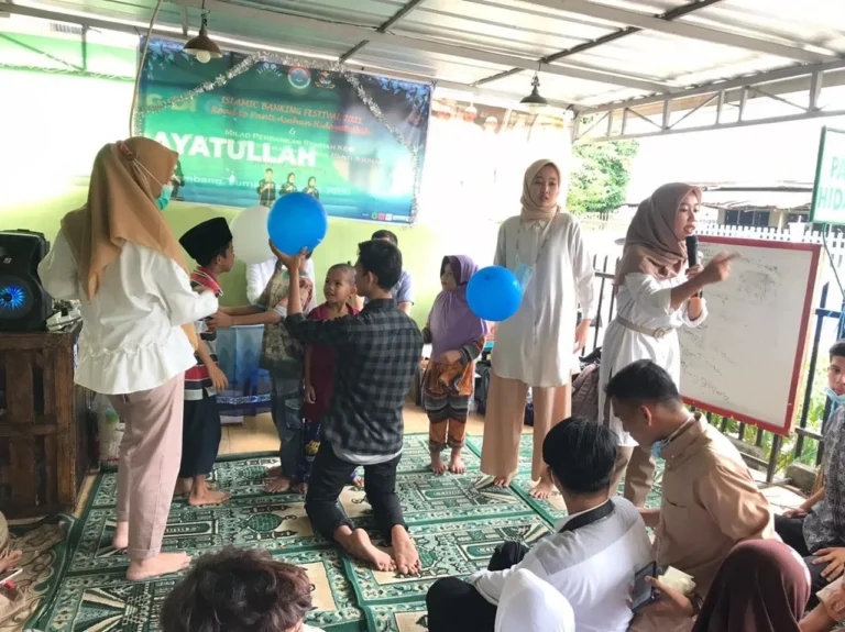 Pengaruh Ekonomi Makro Syariah Terhadap Masyarakat Panti Asuhan