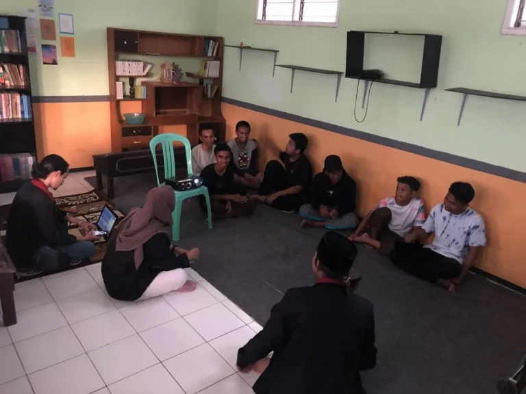 Peran Komunitas dalam Mendukung Layanan Konseling
