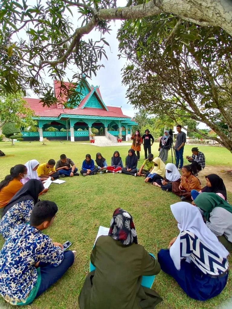 Seni Sastra Tradisional: Kata-kata yang Abadi