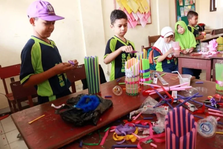 Tantangan Umum dalam Meningkatkan Kreativitas Anak Asuh
